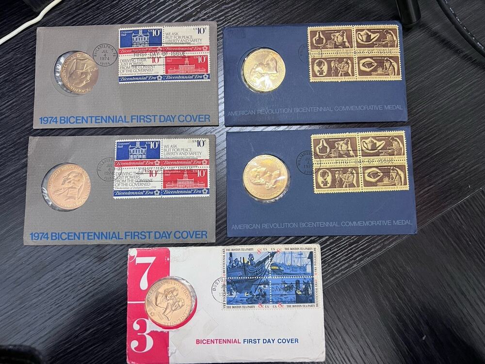 Lot 5 Bicentennial Commemorative Medal First Day Cover 1970s